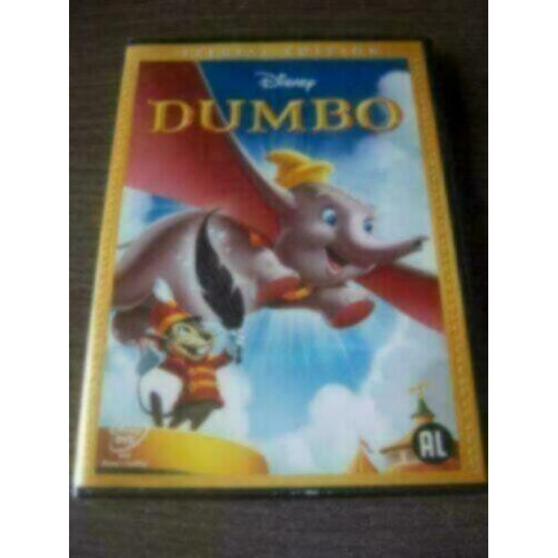 Disney DOMBO met gouden rugnummer 4 nieuw in seal