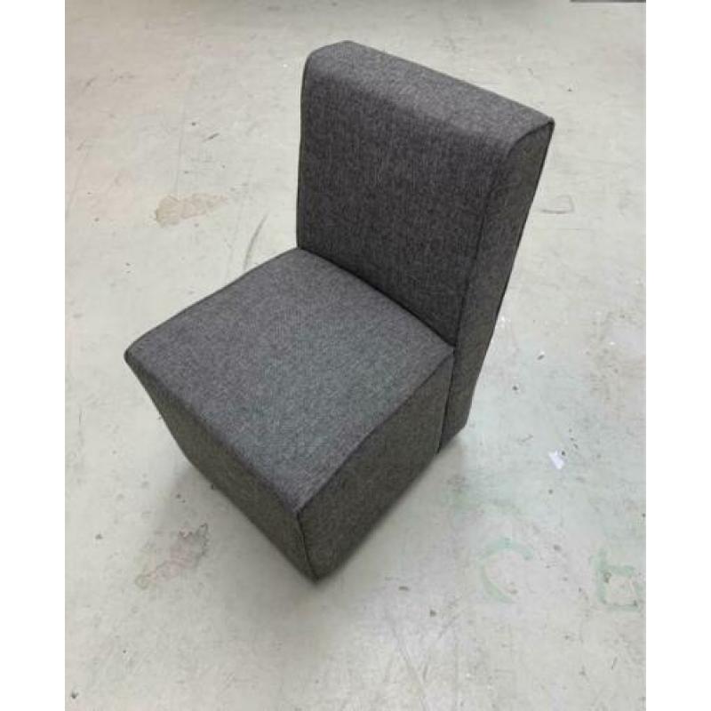 6 eettafel stoelen op wieltjes
