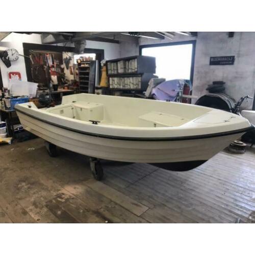 Nicki 430 met yamaha 4 pk 4 takt
