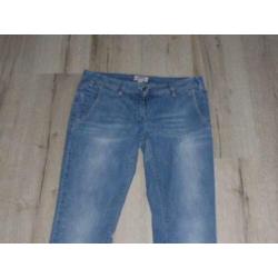 Met mooi jeans broek mt. 31