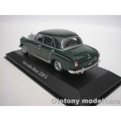 Mercedes 220 S 1956 Donker Groen 1/43 Maxichamps