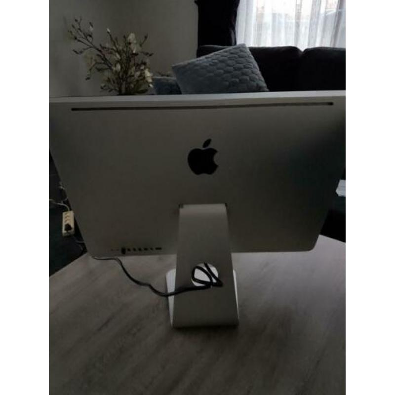 IMac 21.5 inch Te Koop,doet het goed.