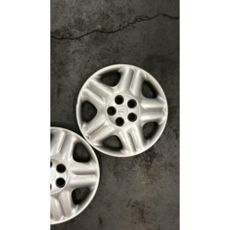 Toyota 15 inch originele wieldoppen