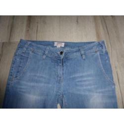 Met mooi jeans broek mt. 31