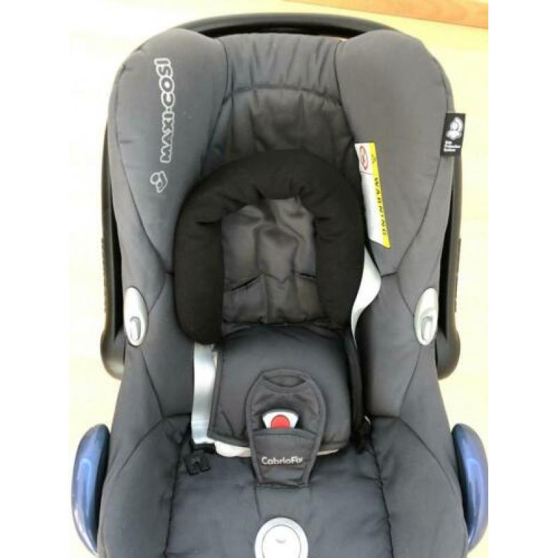 Maxi Cosi CabrioFix autostoel, incl voetenzak