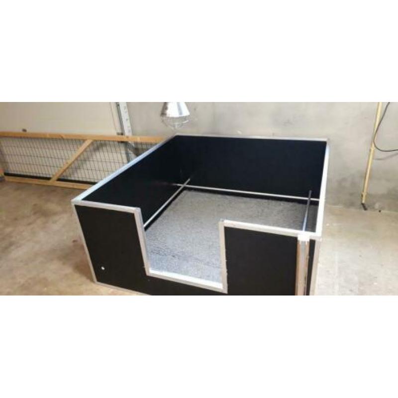 TE HUUR werpkist 135x130x60