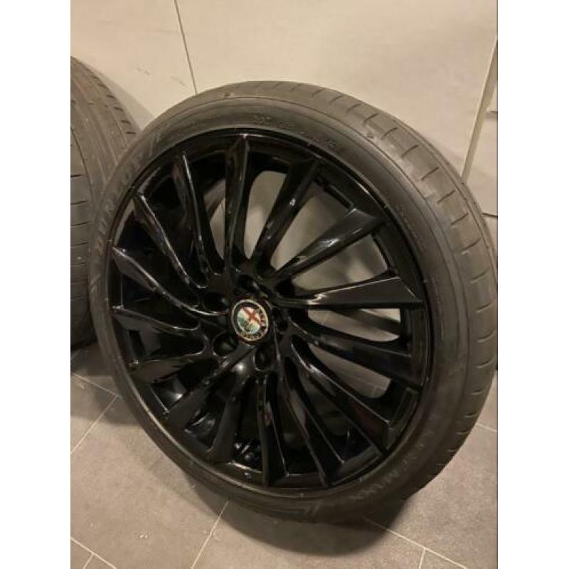 18 inch Originele Alfa Romeo Turbina velgen Giulietta ZGAN