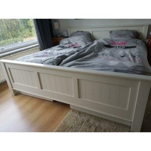 2 persoons bed 180x200 hout