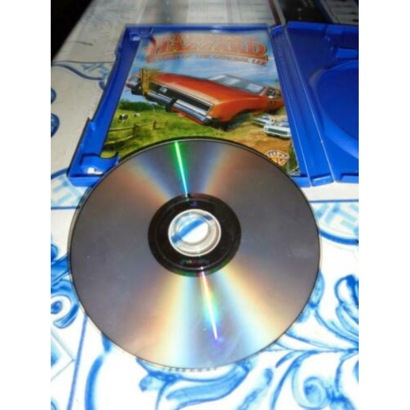 6 playstation 2 spellen + gratis psp fifa 11 en 2 pcspellen