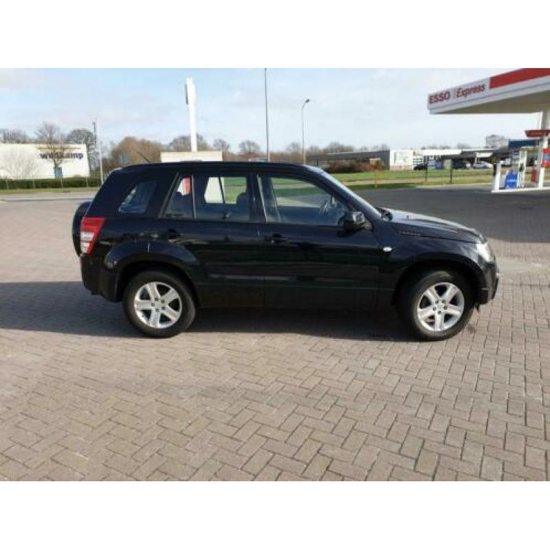 Suzuki Grand Vitara 2.0 5D 2006 Zwart