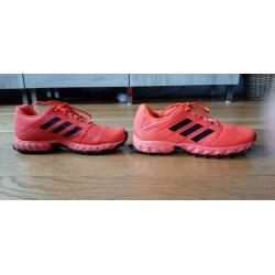 Adidas hockeyschoenen maat 39, vallen als 38