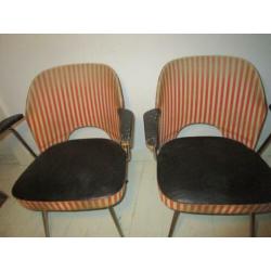 Vintage Design stoeltjes Italiaans?