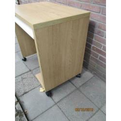 Buro met wieltjes 77 cm breed