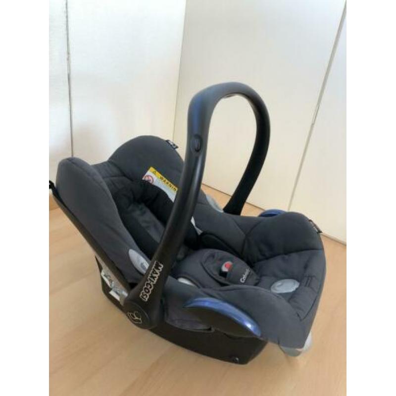 Maxi Cosi CabrioFix autostoel, incl voetenzak