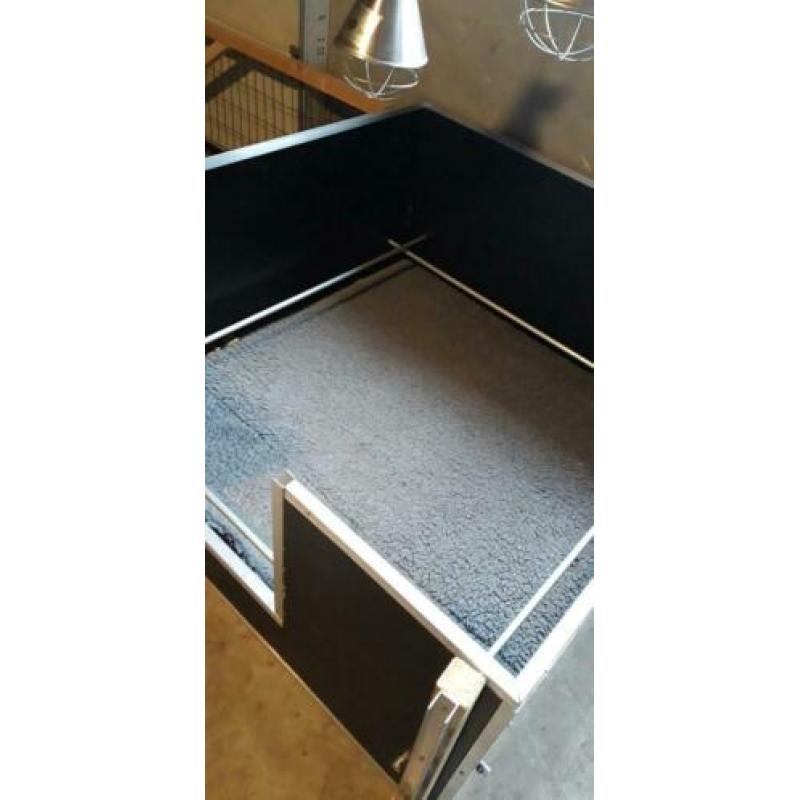 TE HUUR werpkist 135x130x60