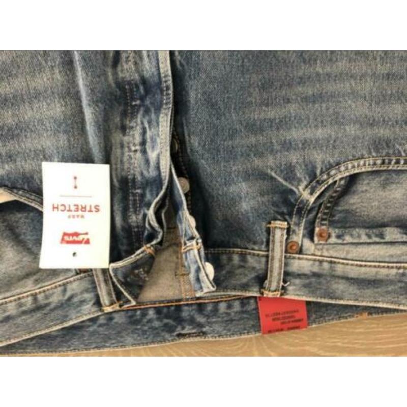 Levi s 501 33-32