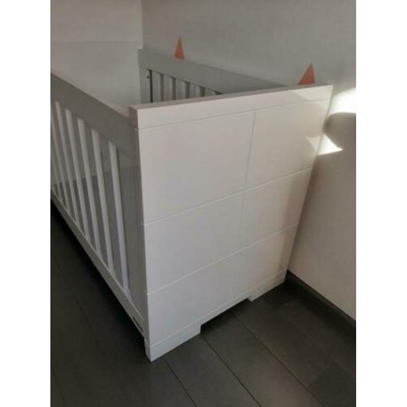 Complete babykamer interbaby Montreal hoogglans wit.