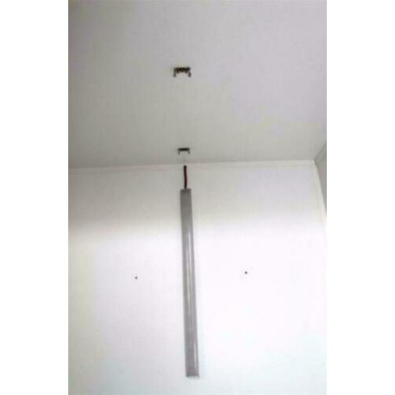 ledverlichting voor kweek en broedkooien (10 kooien)