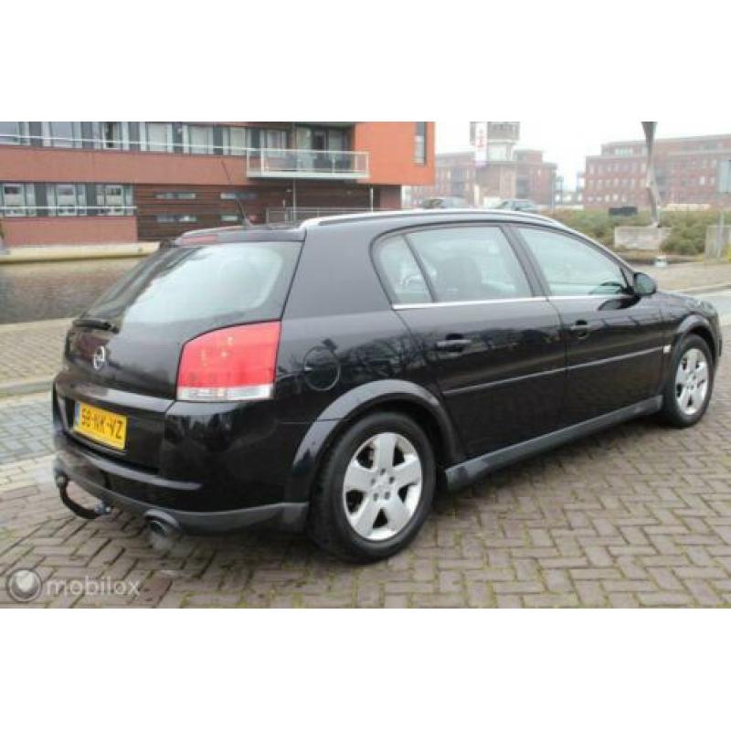 Opel Signum 2.2-16V Elegance Automaat Airco incl Apk!