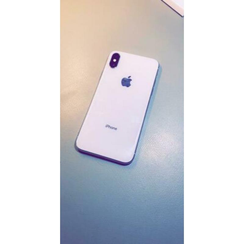 iPhone X 64GB Zilver Zo goed als nieuw met GARANTIE