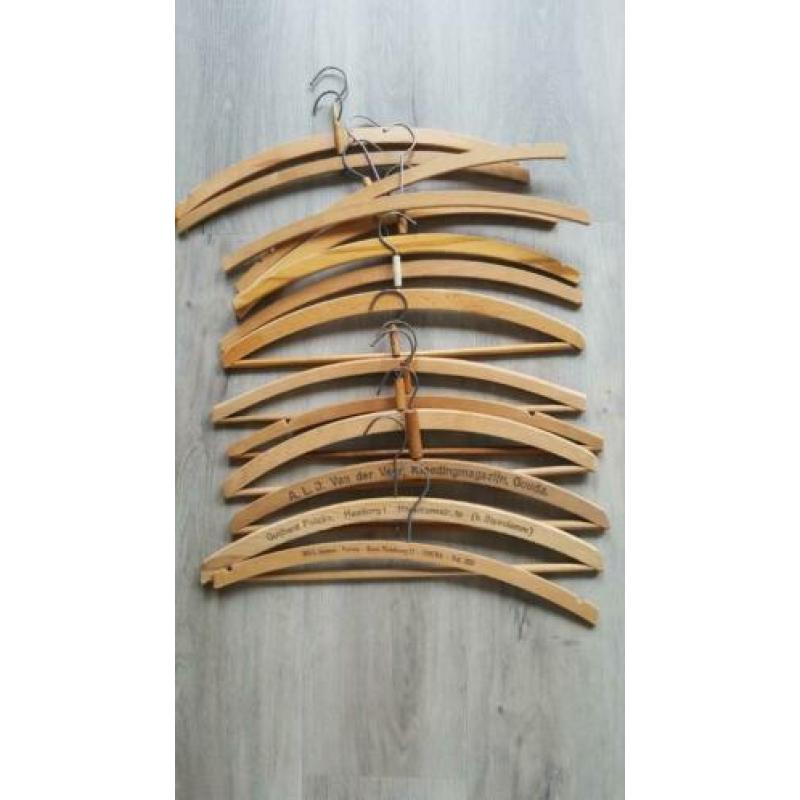 Houten klerenhangers
