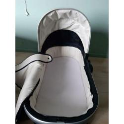 Mooie goed onderhouden Joolz kinderwagen donkerblauw