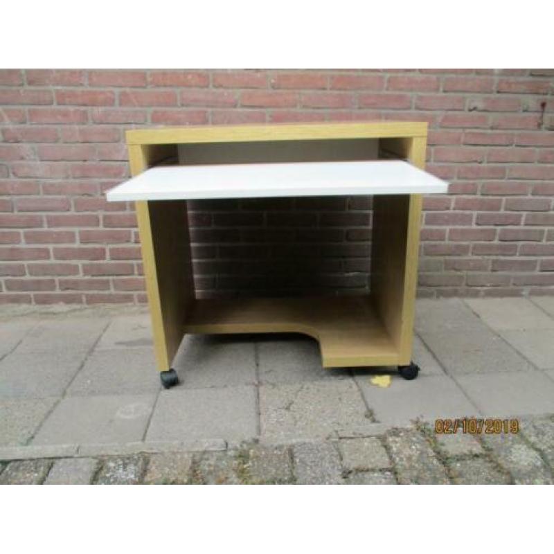 Buro met wieltjes 77 cm breed