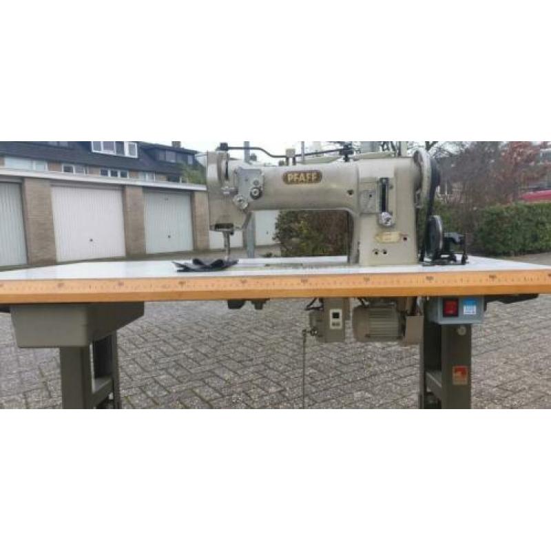 Industriële naaimachine Pfaff 145  3 voudig transport