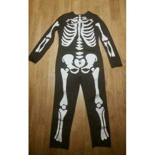 Verkleedkleren set 4x mt 116 skelet zorro cowboy