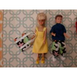 Lundby poppenhuis 6 popjes + baby