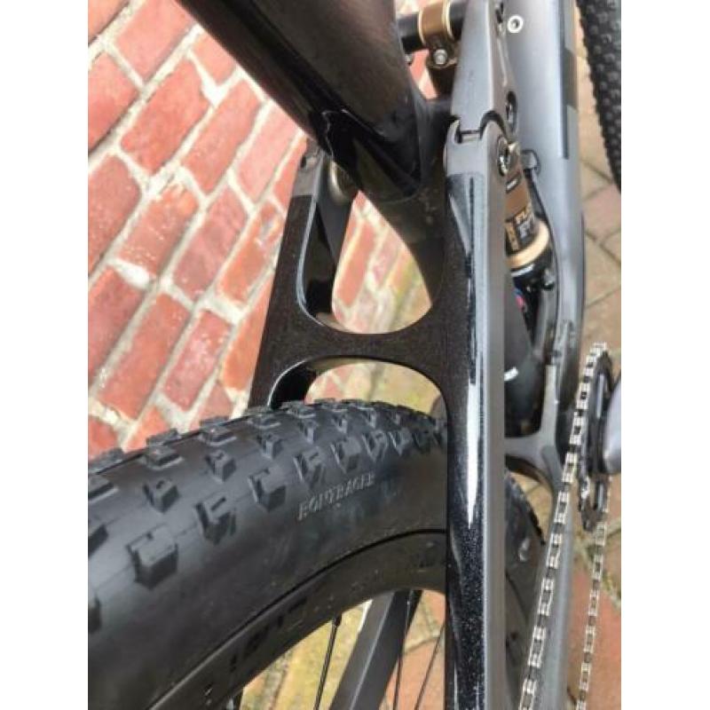 Trek TopFuel 9.9 maat L 19.5" Sram GX Fully 11.2kg Carbon