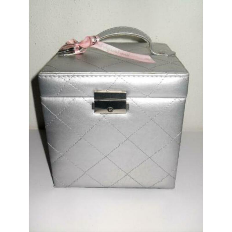 Sieradendoos zilver / Sieraden doosje grijs / sieradendoosje