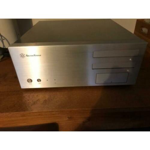 Silverstone HTPC kast met blu-ray rewriter en Zalman voeding