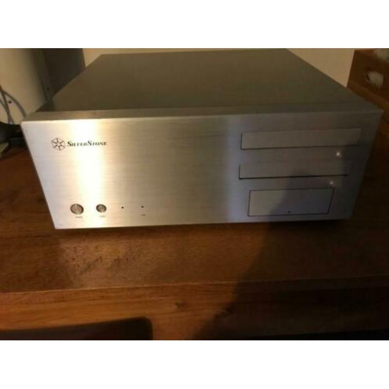 Silverstone HTPC kast met blu-ray rewriter en Zalman voeding