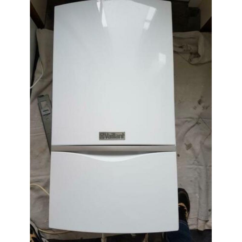 Vaillant ThermoCOMPACT VCW NL 255/4 Combiketel, Gesloten Sys