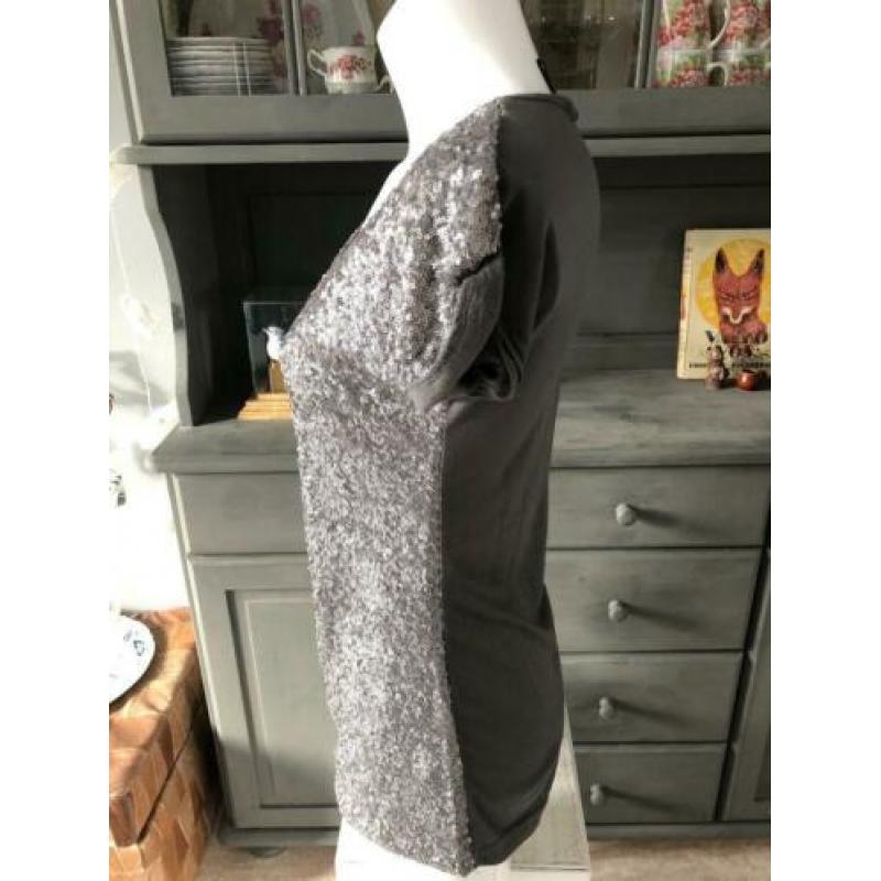 Top maat XS van Ann Christine - paillettes zilver kleur