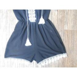 leuke zwarte play suite maat S zgan