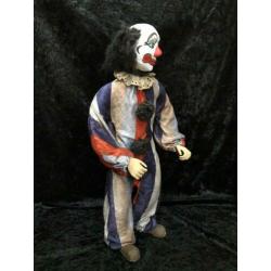 Prachtige oude clown pop handgemaakt en beschilderd