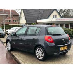 Renault CLIO 1.4 16V DYNAMIQUE LUXE / 5 DRS. / CLIMA !!!