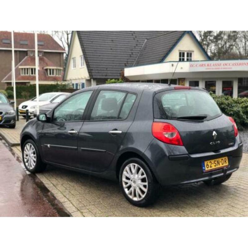Renault CLIO 1.4 16V DYNAMIQUE LUXE / 5 DRS. / CLIMA !!!