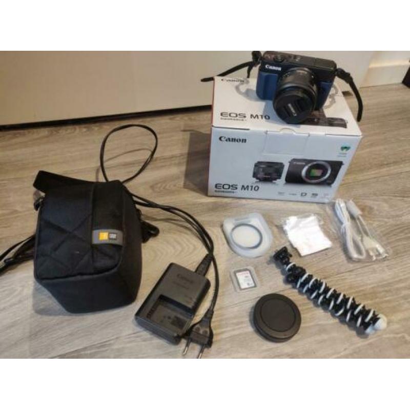Canon EOS M10 met lens en accessoires
