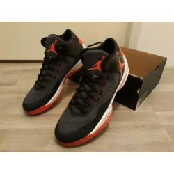 Jordan Rising High 2 - basketbalschoenen - maat 49,5 - nieuw