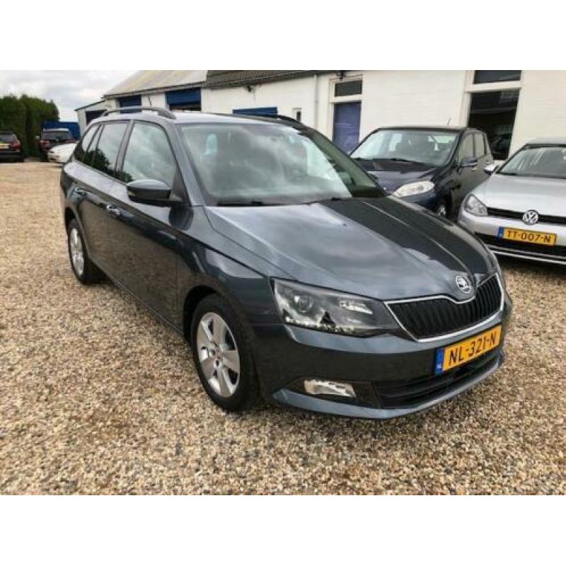 Skoda Fabia Combi 1.2 TSI Ambition Business