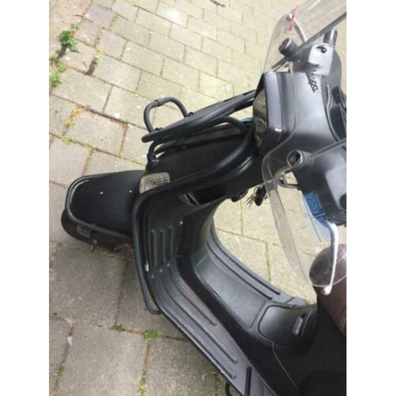 Vespa s 2012 full option
