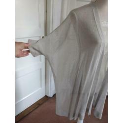 Prachtig beige vestje van SUMMUM maat S/M