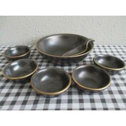 Leuk Vintage Pindasetje / Sauskommetjes Retro