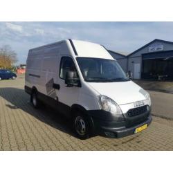 Iveco Daily 35 C 13V 330 H2 3500 kilo trekken dubbel lucht