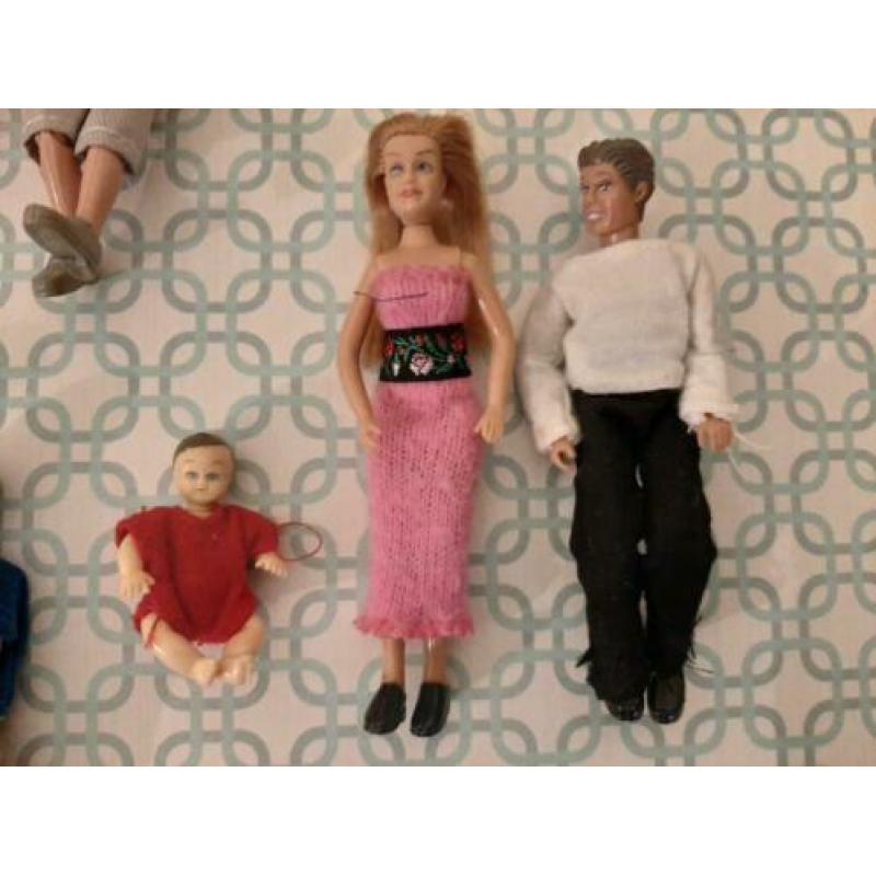 Lundby poppenhuis 6 popjes + baby