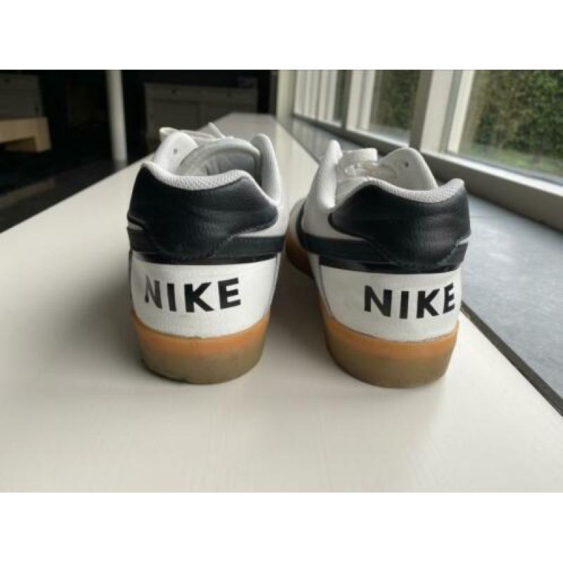 Nike SB mt 44