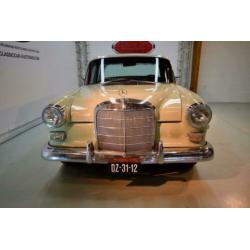 Mercedes-benz OVERIGE 230 Heckflosse